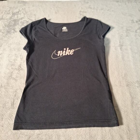 Nike Shirt Womens Black Short Sleeve Round Neck Graphic Print Logo T-Shirt Small - Picture 1 of 6